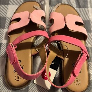 Art Class NWT Pink Strap Sandals